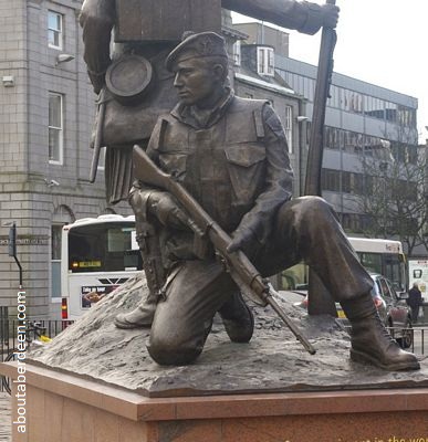 Gordon Highlanders Statue